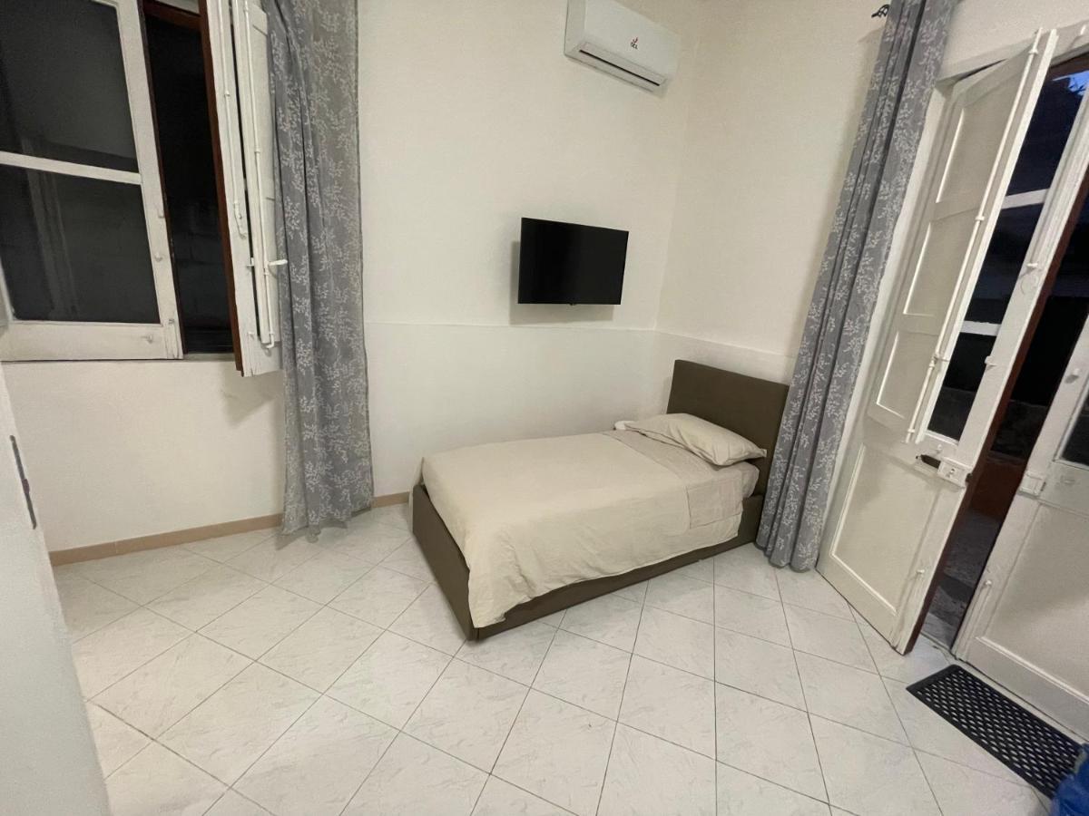 Lavica Airport Catania B&B Экстерьер фото