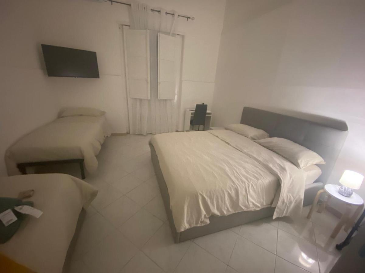 Lavica Airport Catania B&B Экстерьер фото